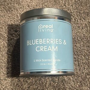 Real Living Blueberries & Cream Single Wick Candle 11 oz